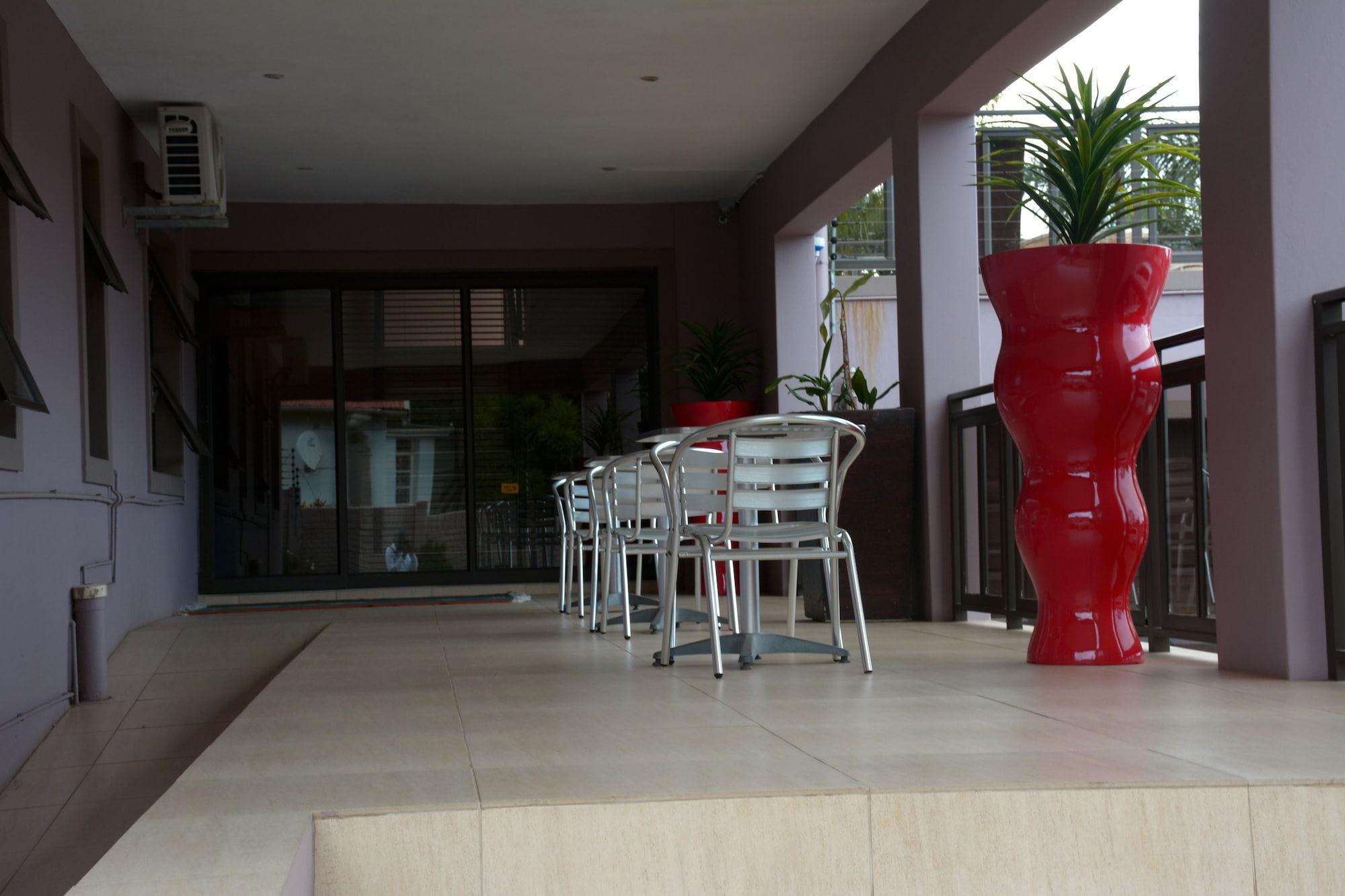 Cozy Nest Guest House Дърбан Екстериор снимка