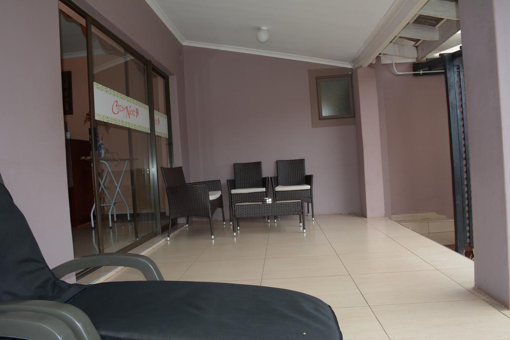 Cozy Nest Guest House Дърбан Екстериор снимка