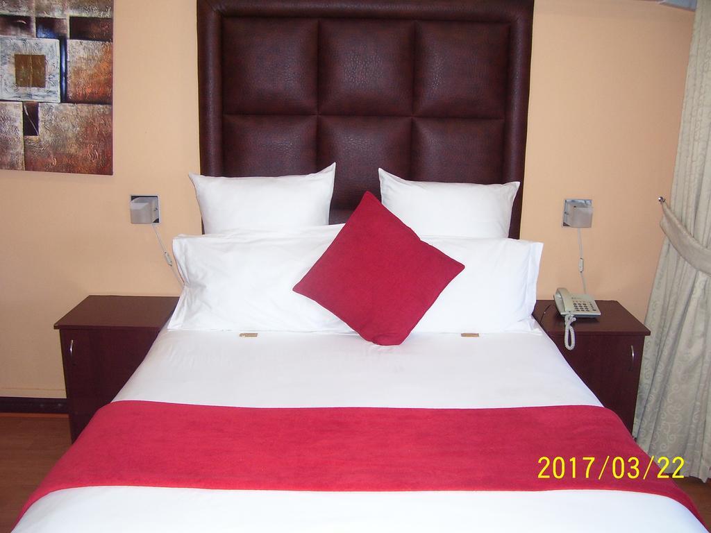 Cozy Nest Guest House Дърбан Екстериор снимка